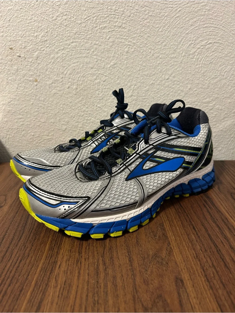 Brooks Adrenaline GTS 15 Stability Running Shoes Men’s Size 10 (D) Blue Silver